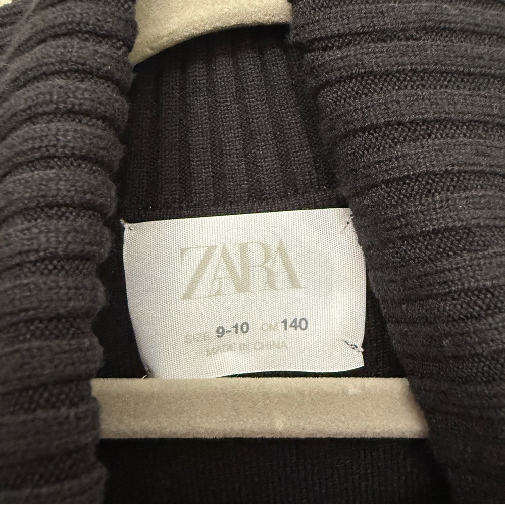 Kids Zara Black Sweater dress size 9-10 - Picture 2 of 4
